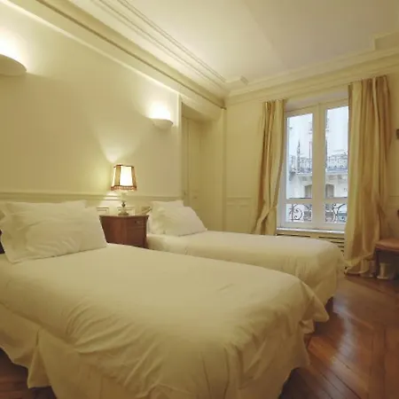 Jean Du Bellay - 4 Adults * Parigi