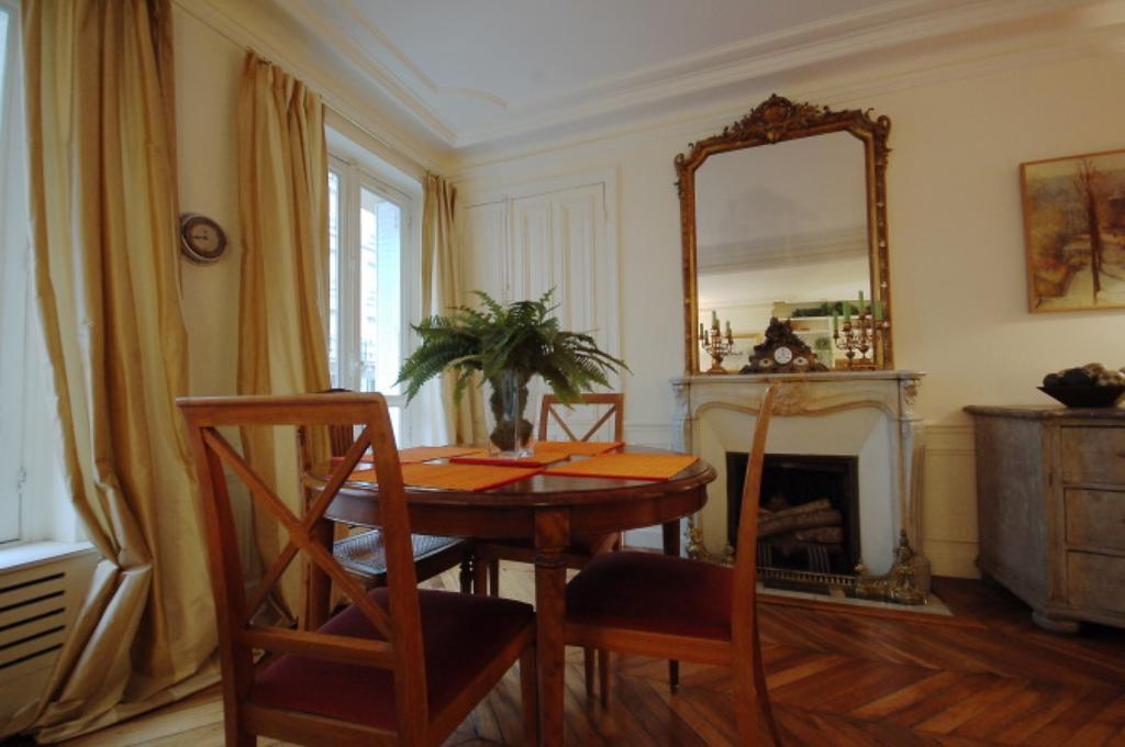 Appartamento Jean Du Bellay - 4 Adults *