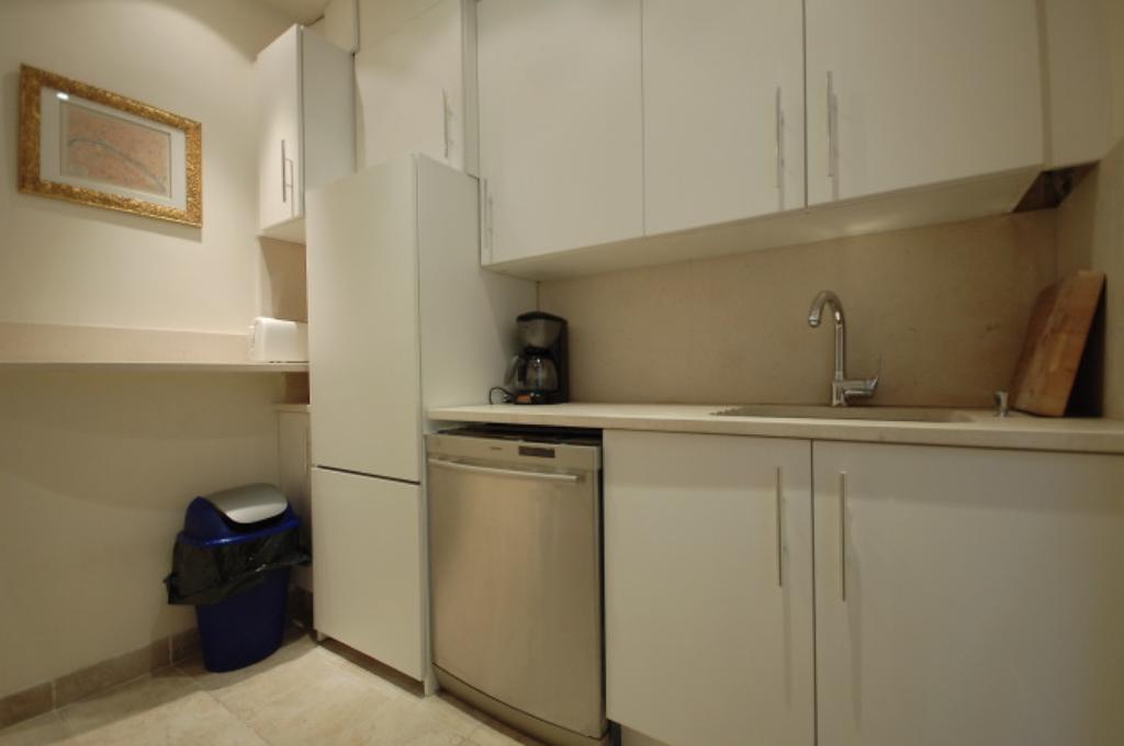 Appartamento Jean Du Bellay - 4 Adults *